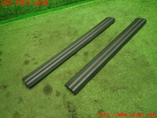 1UPJ-9235287740]ベンツ E300(212055C)(212)スカッフプレート 中古_2