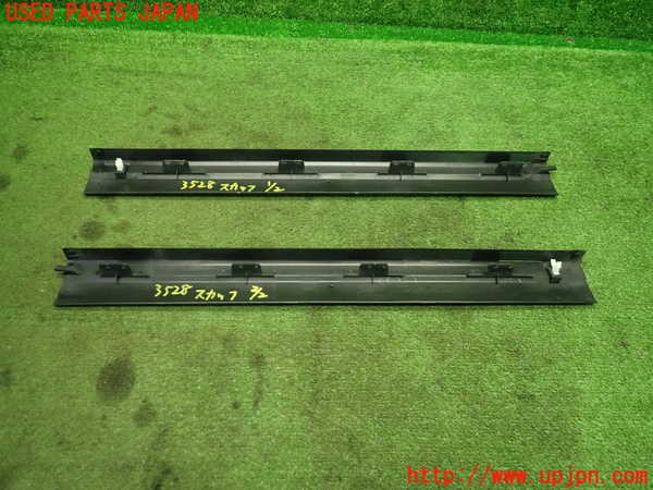 1UPJ-9235287740]ベンツ E300(212055C)(212)スカッフプレート 中古_3