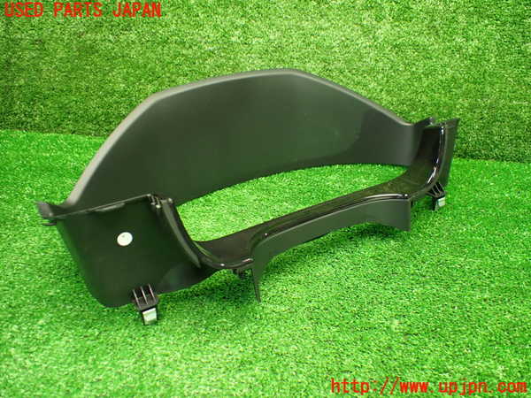 1UPJ-9235287510]ベンツ E300(212055C)(212)メーターフード 中古_3