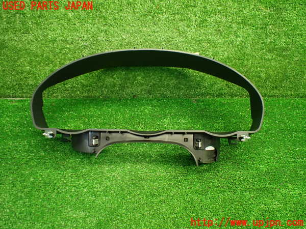 1UPJ-9235287510]ベンツ E300(212055C)(212)メーターフード 中古_4