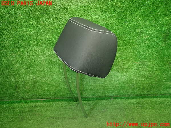 1UPJ-9235287150]ベンツ E300(212055C)(212)右2列目ヘッドレスト 中古_3