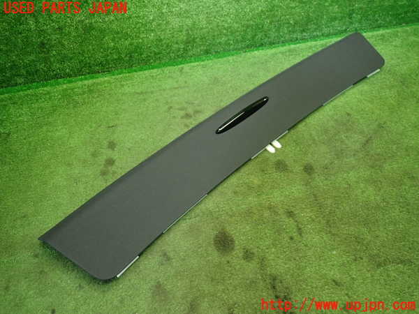 1UPJ-9235287691]ベンツ E300(212055C)(212)内装トリム類1 中古_2