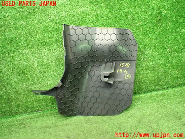 1UPJ-9235287692]ベンツ E300(212055C)(212)内装トリム類2 中古_4