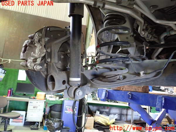 1UPJ-9235295380]セレナ e-POWER(HC27)リアアクスルビーム 中古_4