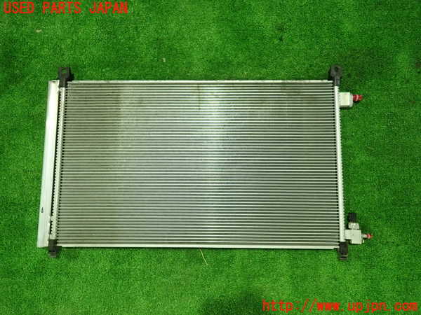 1UPJ-9235296031]セレナ e-POWER(HC27)エアコンコンデンサー1 中古_2