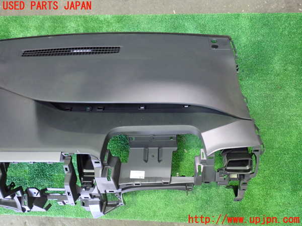 1UPJ-9235297505]セレナ e-POWER(HC27)ダッシュボード 中古_2