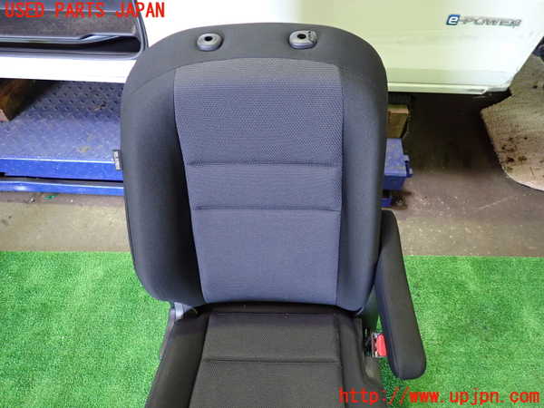 1UPJ-9235297035]セレナ e-POWER(HC27)運転席シート 中古_2