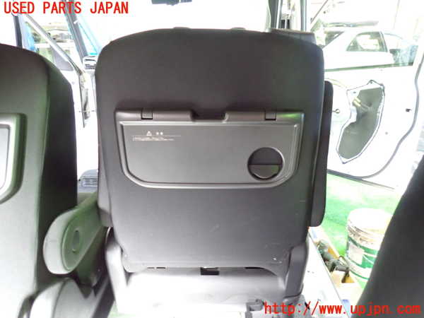 1UPJ-9235297145]セレナ e-POWER(HC27)右2列目シート 中古_4