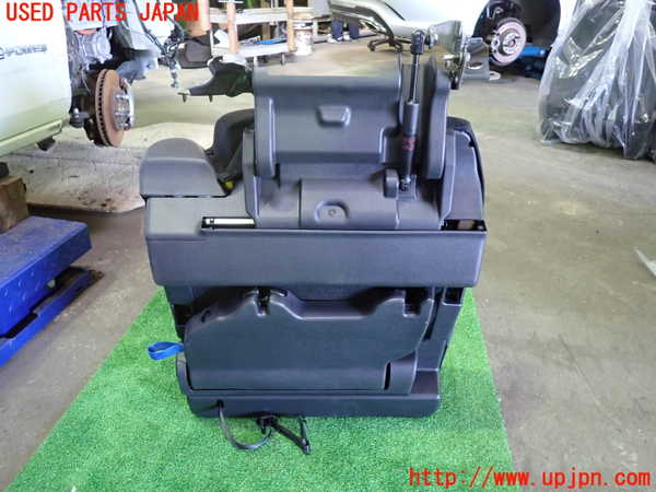 1UPJ-9235297235]セレナ e-POWER(HC27)右3列目シート 中古_5