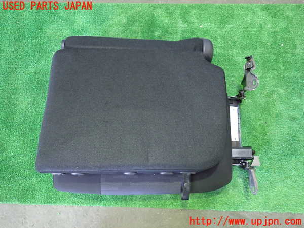 1UPJ-9235297265]セレナ e-POWER(HC27)左3列目シート 中古_4