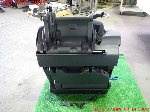 1UPJ-9235297265]セレナ e-POWER(HC27)左3列目シート 中古_5