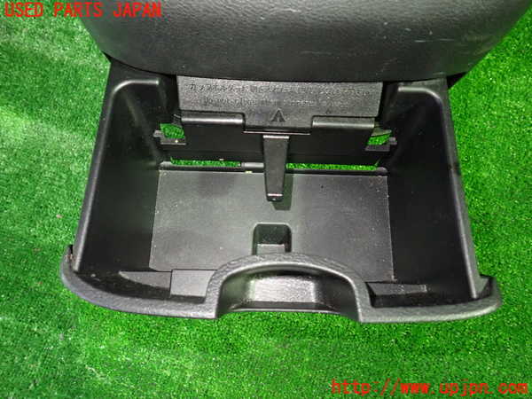 1UPJ-9235297549]セレナ e-POWER(HC27)コンソール 中古_2