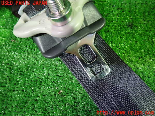 1UPJ-9235297045]セレナ e-POWER(HC27)運転席シートベルト 中古_2