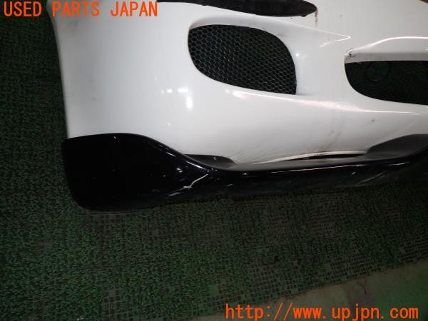 3UPJ=9235300048]マセラティ クアトロポルテ(MQP M139)純正 フロントバンパー 社外 アンダースポイラー付き 中古_2