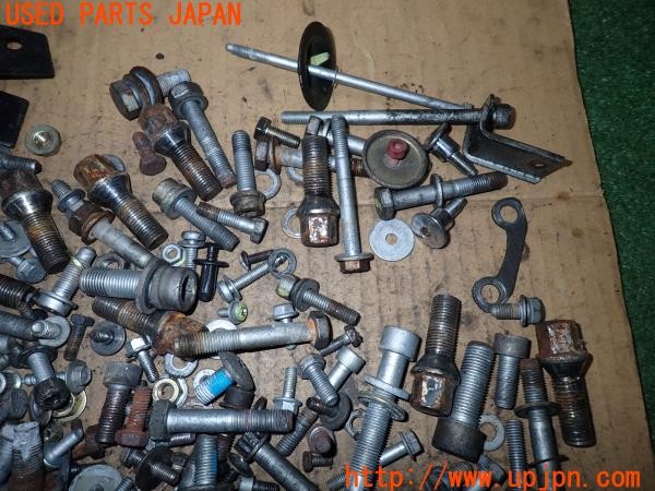 3UPJ=9235300720]マセラティ クアトロポルテ(MQP M139)ネジ・ナット・ステー類 セット ジャンク_2