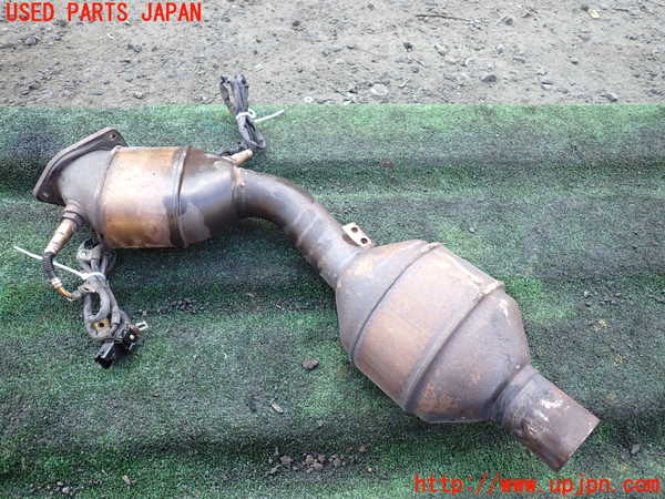 1UPJ-9235302661]マセラティ・クアトロポルテ(MQP)触媒1 中古_2