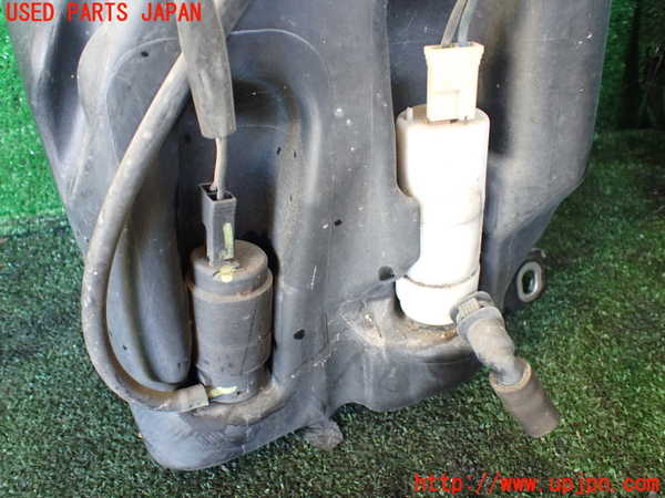 1UPJ-9235306791]マセラティ・クアトロポルテ(MQP)ウォッシャータンク1 中古_3