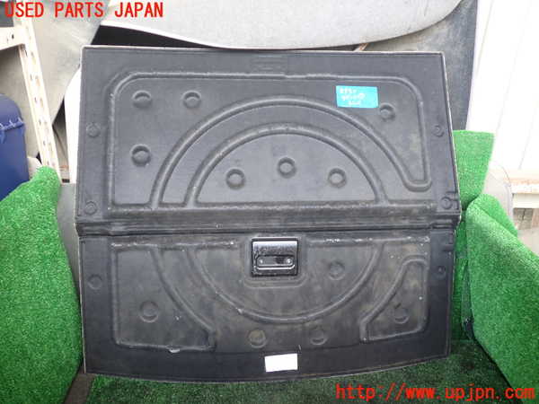 1UPJ-9235307771]マセラティ・クアトロポルテ(MQP)ラゲッジトレイ1 中古_3