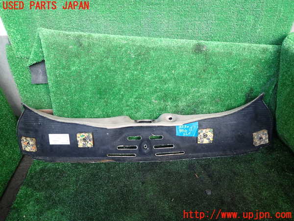 1UPJ-9235307773]マセラティ・クアトロポルテ(MQP)ラゲッジトレイ3 中古_3