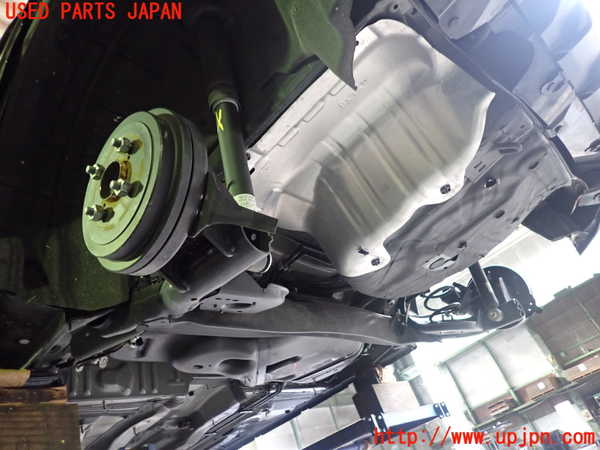 2UPJ-9235315380]ノート オーラ(AURA)(FE13)リアアクスルビーム 中古_2