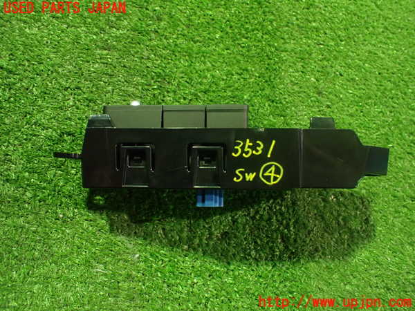 2UPJ-9235316309]ノート オーラ(AURA)(FE13)スイッチ4 (D-MODE、EV、AUTO HOLD) 中古_2