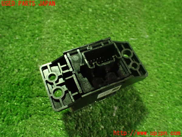 2UPJ-9235316310]ノート オーラ(AURA)(FE13)スイッチ5 (電動パーキングブレーキ) 中古_3