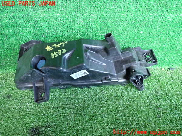 2UPJ-9235321182]BMW 118d(7M20)(F40)左フォグ  中古_2