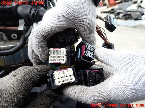 2UPJ-9235322010]BMW 118d(7M20)(F40)エンジン B47C20B  中古_3