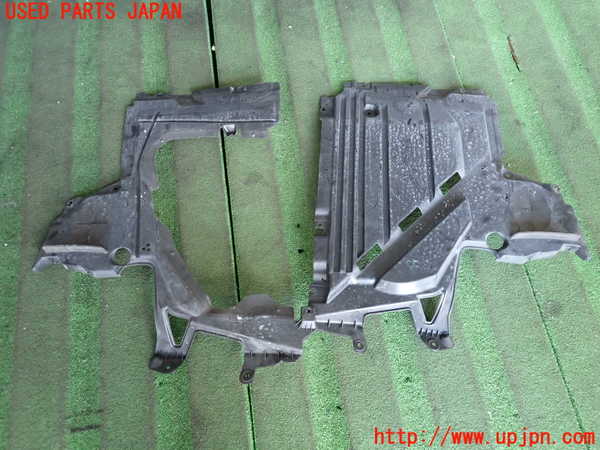 2UPJ-9235321723]BMW 118d(7M20)(F40)アンダーカバー3  中古_2