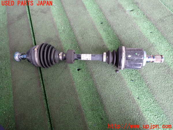 2UPJ-9235324015]BMW 118d(7M20)(F40)左フロントドライブシャフト 中古_2