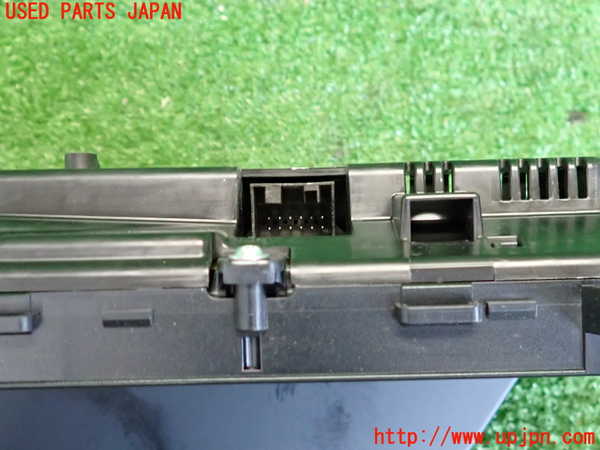 2UPJ-9235326170]BMW 118d(7M20)(F40)スピードメーター 中古_4