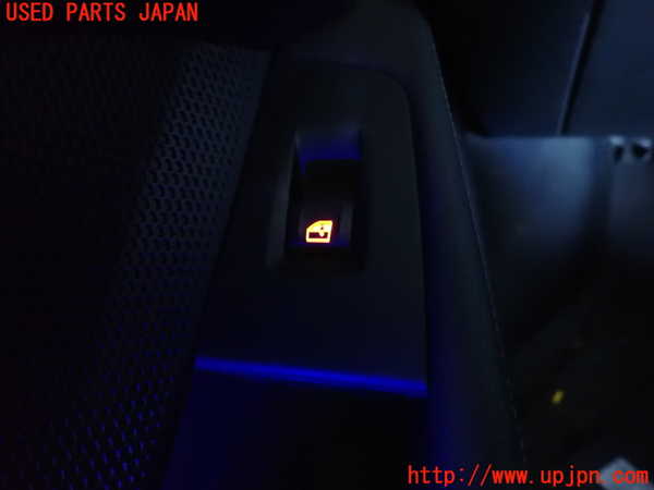 2UPJ-9235326308]BMW 118d(7M20)(F40)スイッチ3 (トランク) 中古_4