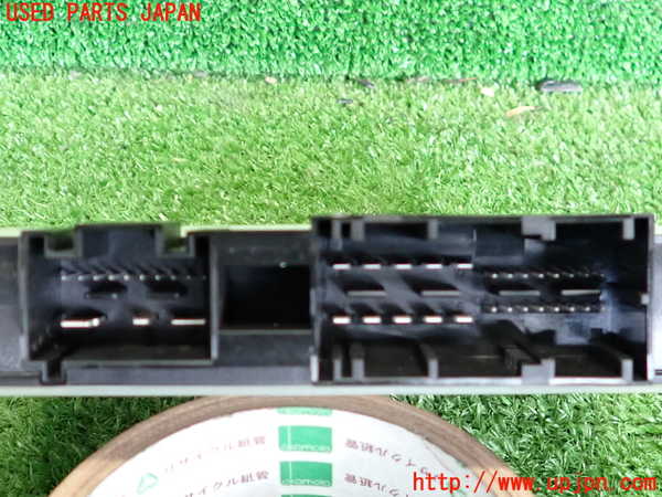 2UPJ-9235326149]BMW 118d(7M20)(F40)コンピューター4 (A3C06491800) 中古_3