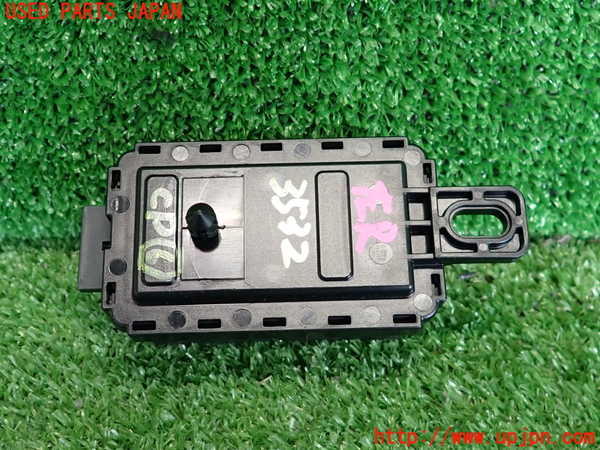 2UPJ-9235326151]BMW 118d(7M20)(F40)コンピューター6 (FBD-4 315 MHz) 中古_2