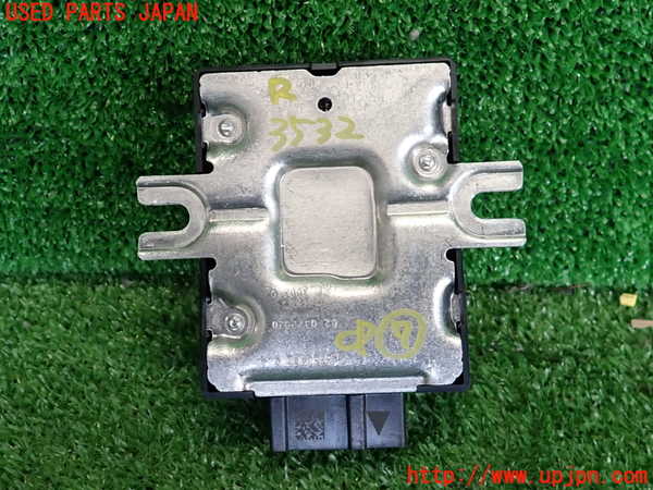 2UPJ-9235326152]BMW 118d(7M20)(F40)コンピューター7 (燃料ポンプコントローラー) 中古_2