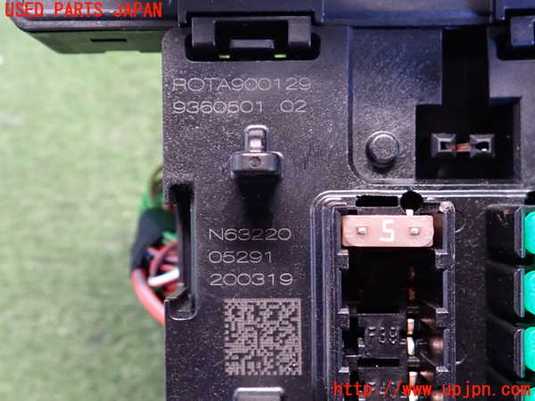 2UPJ-9235326741]BMW 118d(7M20)(F40)ヒューズボックス1 中古_3