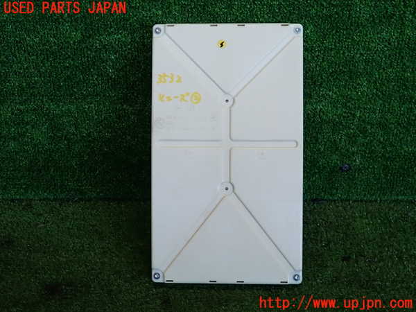 2UPJ-9235326742]BMW 118d(7M20)(F40)ヒューズボックス2 中古_2