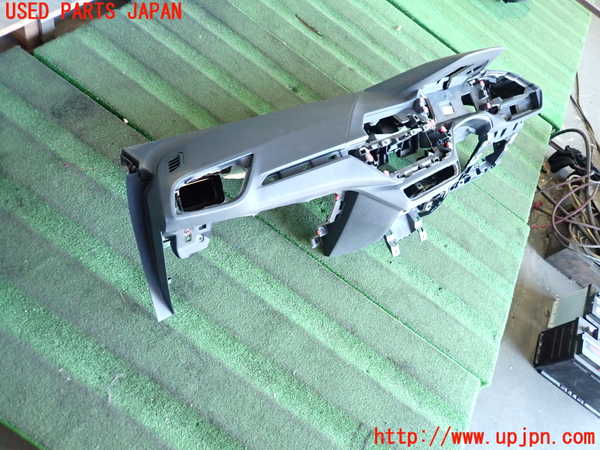 2UPJ-9235327505]BMW 118d(7M20)(F40)ダッシュボード 中古_2