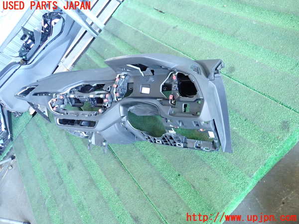 2UPJ-9235327505]BMW 118d(7M20)(F40)ダッシュボード 中古_3