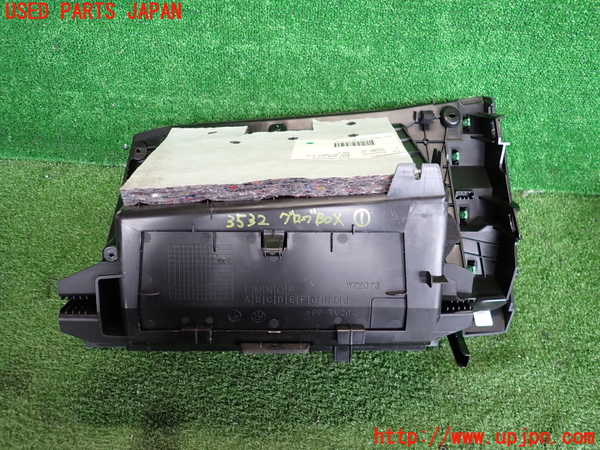 2UPJ-9235327516]BMW 118d(7M20)(F40)グローブボックス1 中古_2