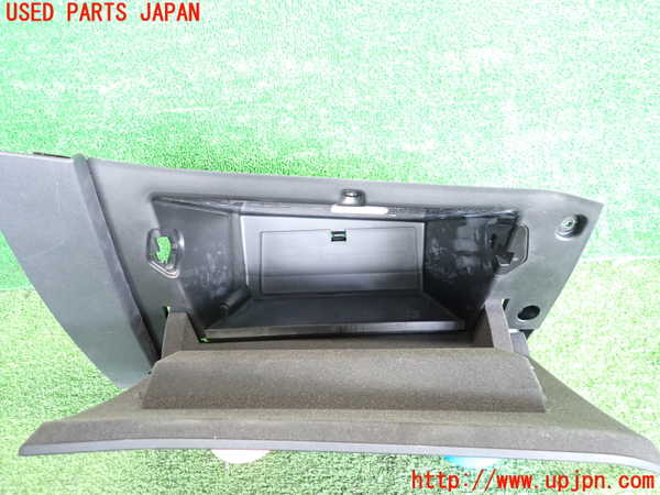 2UPJ-9235327516]BMW 118d(7M20)(F40)グローブボックス1 中古_3