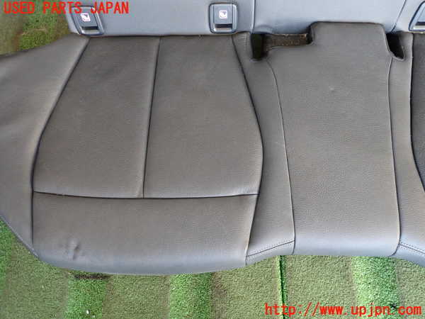 2UPJ-9235327385]BMW 118d(7M20)(F40)リアシート 中古_5