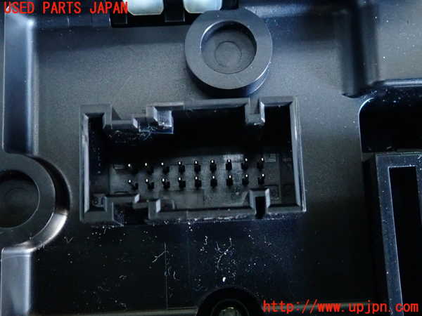 2UPJ-9235327555]BMW 118d(7M20)(F40)ATシフトレバー 中古_4