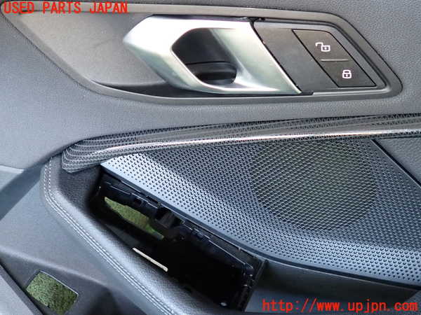 2UPJ-9235321234]BMW 118d(7M20)(F40)右前ドア内張り 中古_3