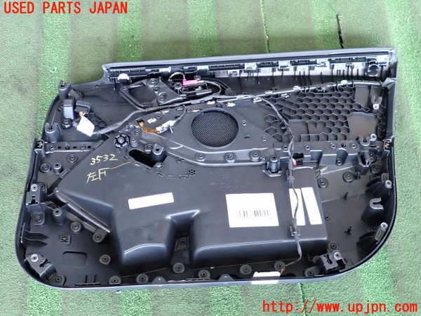 2UPJ-9235321264]BMW 118d(7M20)(F40)左前ドア内張り 中古_5