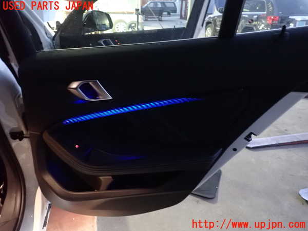 2UPJ-9235321294]BMW 118d(7M20)(F40)右後ドア内張り 中古_5