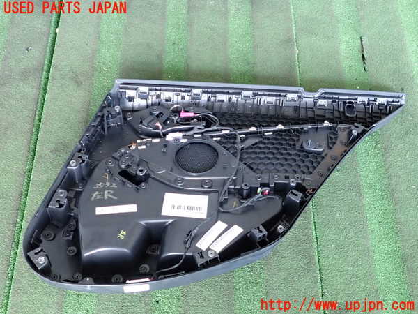 2UPJ-9235321324]BMW 118d(7M20)(F40)左後ドア内張り 中古_4