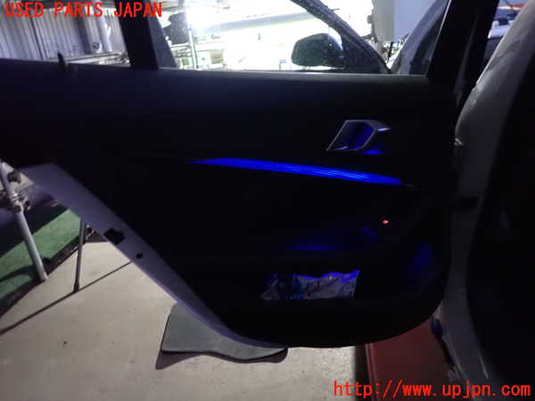 2UPJ-9235321324]BMW 118d(7M20)(F40)左後ドア内張り 中古_5