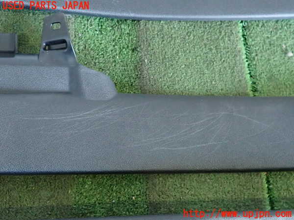 2UPJ-9235327740]BMW 118d(7M20)(F40)スカッフプレート 中古_4