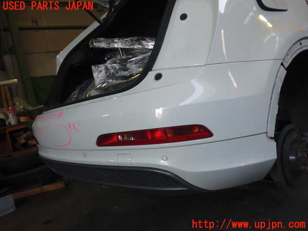 2UPJ-9235331610]アウディ・Q3(8UCPSF)リアバンパー 中古_4